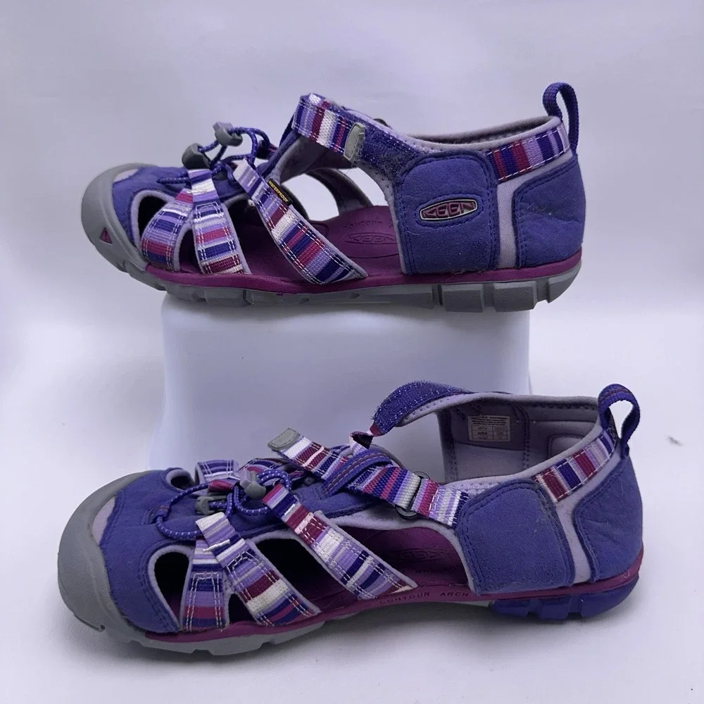 Keen Girl's Seacamp II CNX Water Sandals Size 7 Youth Purple